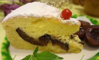 Пирог со сливами рецепт