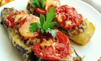 Фаршированные кабачки и баклажаны