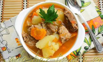 Жаркое из говядины с картошкой рецепт