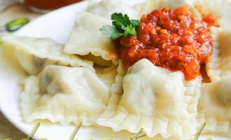 Как приготовить равиоли с мясом